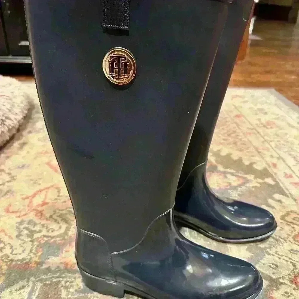 Tommy Hilfiger Karissa Rain Boot - Picture 4 of 7
